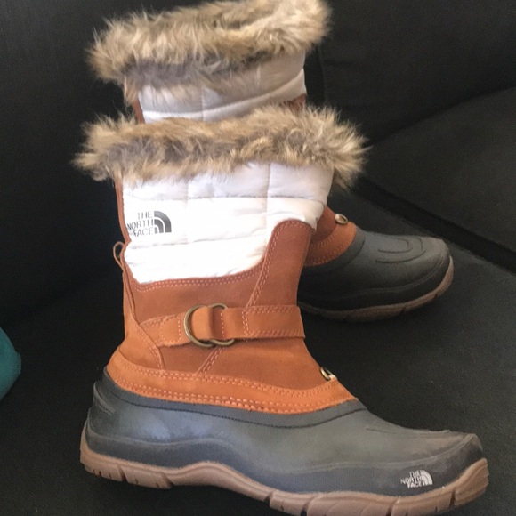 The North Face Shoes - The North Face Prima-loft Winter Boots, size 7